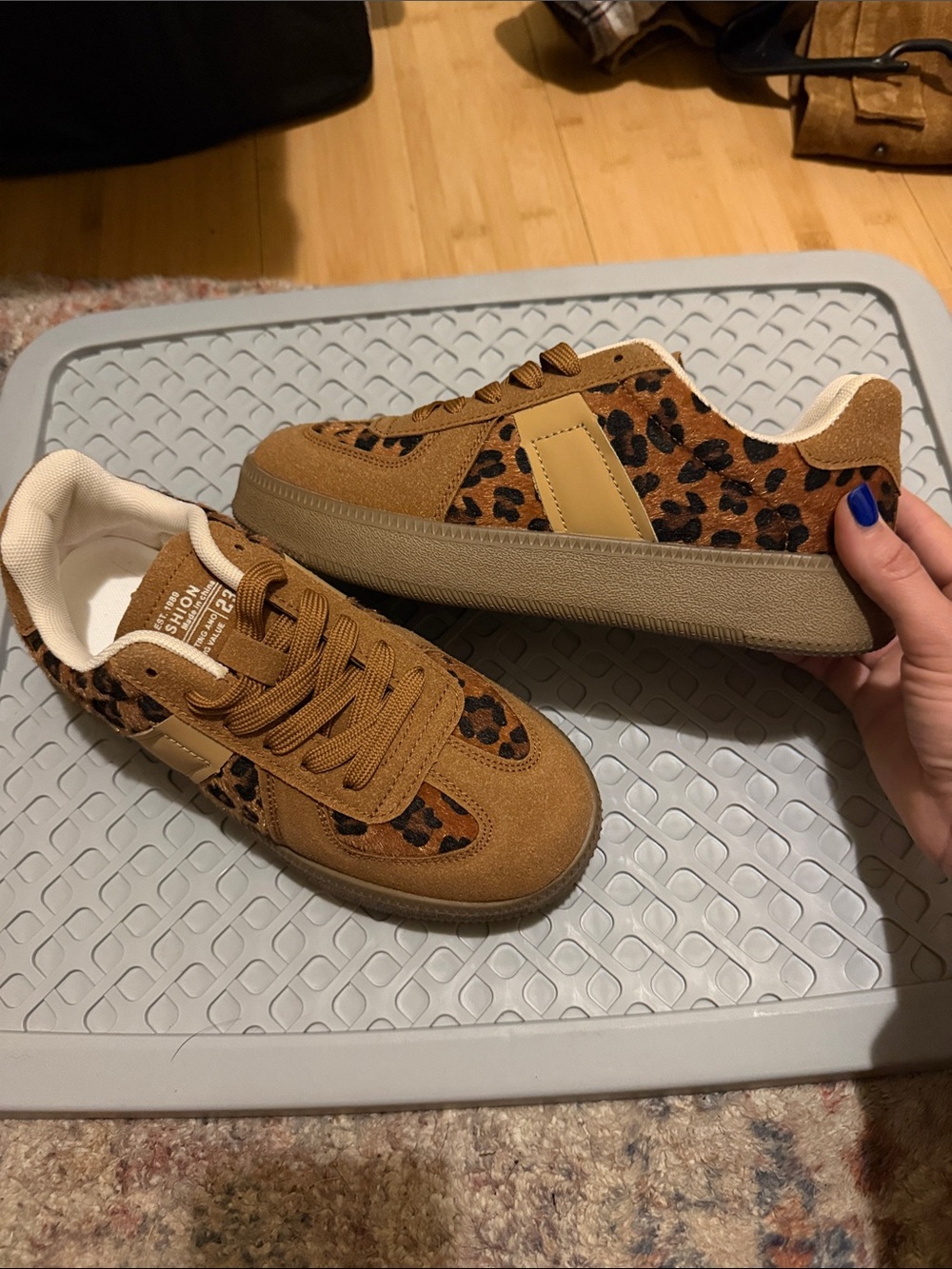 SHEIN Tan Leopard Print Low-Top Sneakers